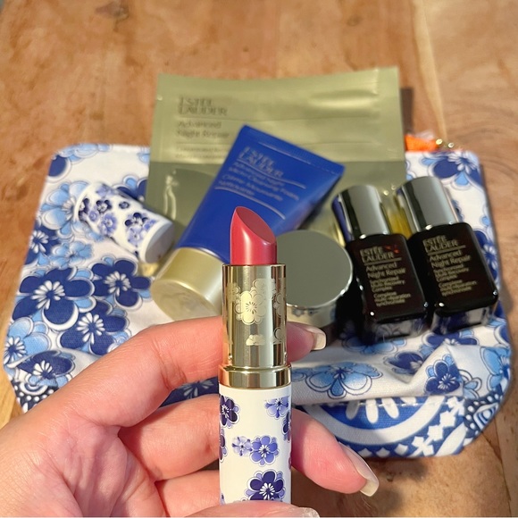 Estée Lauder Bundle - Picture 4 of 5